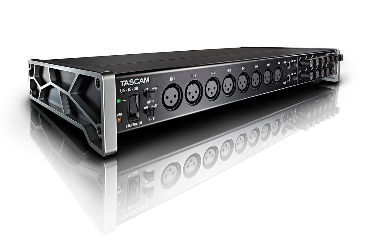 Tascam US-16x8